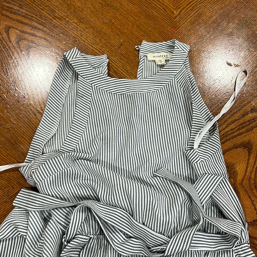 Women’s one piece medium